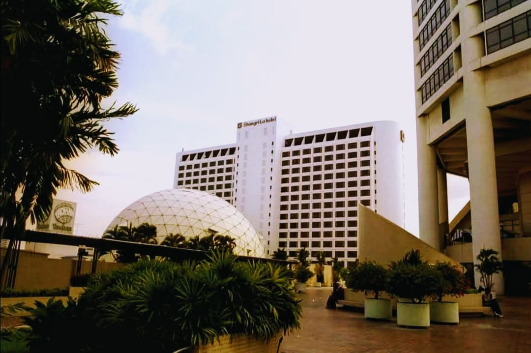shangri-la-hotel